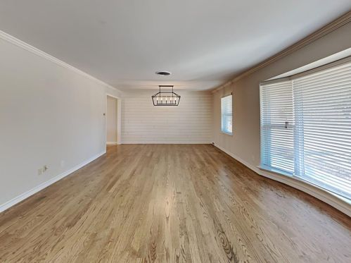 11447 Cromwell Ct, Dallas TX  75229-2532 exterior