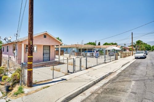 632 Gardena St, San Bernardino, CA 92411-2418