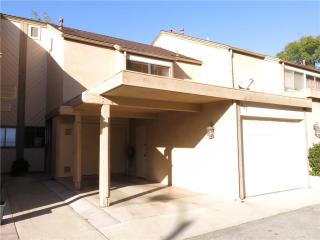 663 Parkwood Ln, Pomona, CA 91767-1205
