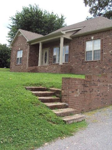 626 Tuck Rd, Lafayette, TN 37083-4238