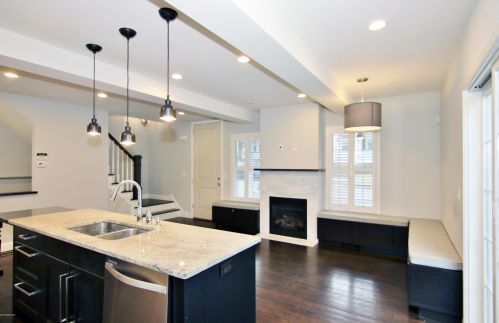 8 Division St, Greenwich CT  06830-4606 exterior