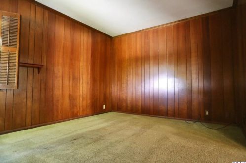 257 Cumberland Rd, Glendale CA  91202-1342 exterior
