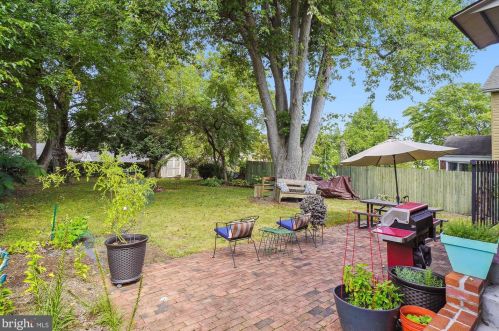 2307 Homestead Dr, Silver Spring MD 20902-4950 exterior