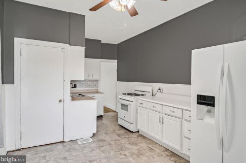 34 Harrisburg St, Harrisburg, PA 17113-1337