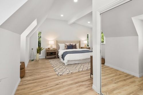 10272 Shadyridge Dr, Santa Ana CA  92705-1567 exterior