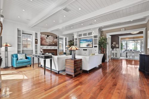 1746 Main St, Huntington Beach CA  92648-2723 exterior