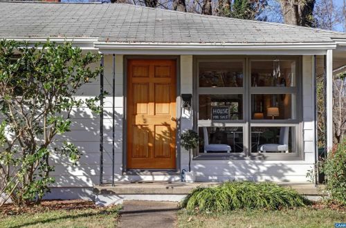 1405 Baker St, Charlottesville, VA 22903-3707