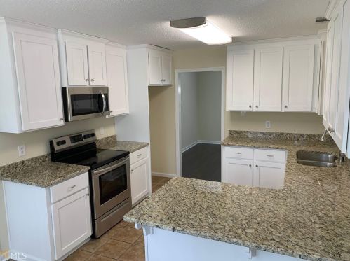 2524 Westover Dr, Statesboro, GA 30458-8750