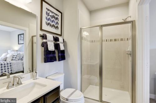 43 Winifred Dr, Hanover PA 17331 exterior