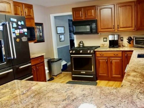 9 Edwin Ave, Unity, NH 03743-3310