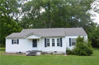 108 Anderson Dr, Tullahoma, TN 37388-2720