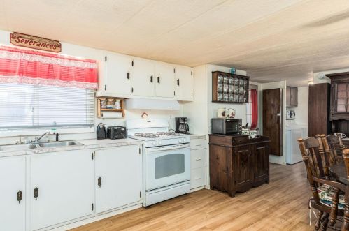 47 Adams Park, Rye, NH 03870-6135
