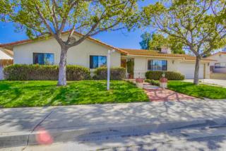 304 Lion Valley Rd, Escondido, CA 92027-3856