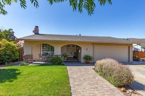420 Sautner Dr, San Jose, CA 95123-5252