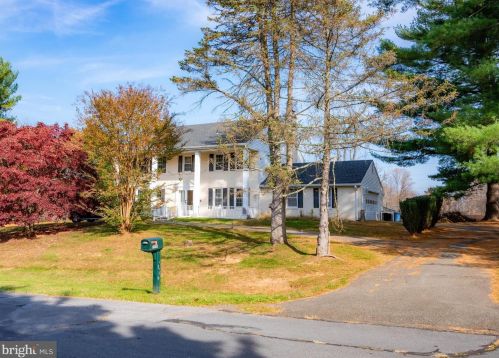 18005 Ednor View Ter, Ashton, MD 20861-9758