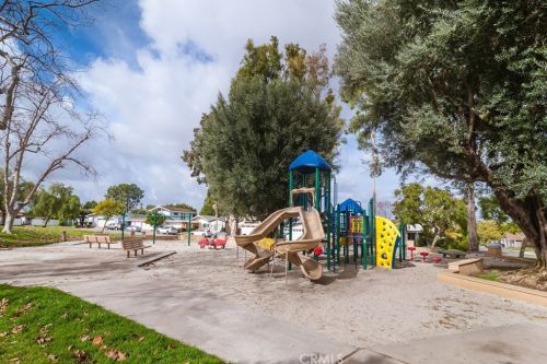 18901 Antioch Dr, Irvine CA  92603-3305 exterior