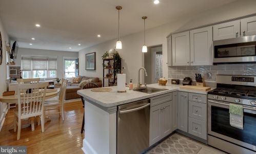 46 Nicholson Rd, Camden NJ  08106-1048 exterior