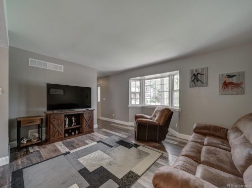 5275 Waco St, Denver, CO 80015-2320