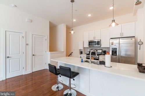 1115 Germantown Ave, Philadelphia, PA 19123-1523