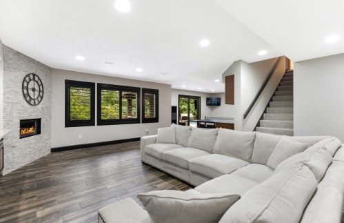 2232 Estates Dr, Saint Paul MN  55122-4038 exterior