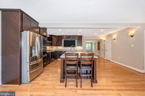 1306 Leister Dr, Silver Spring MD 20904-1547 exterior