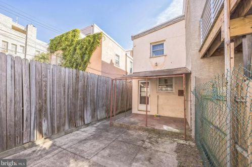 528 22nd St, Philadelphia PA 19132-1514 exterior