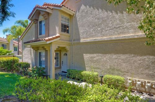 10885 Creekbridge Pl, San Diego, CA 92128-5108