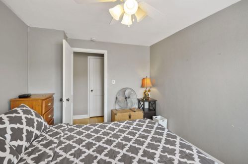 1008 James Ave, Saint Paul MN  55102-3333 exterior
