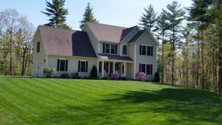 19 Rock Raymond Rd, Brookline, NH 03033-2233