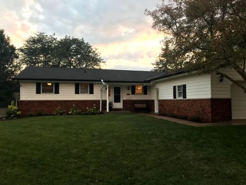 225 Nebraska Ave, Mayfair, IL 61550-2352