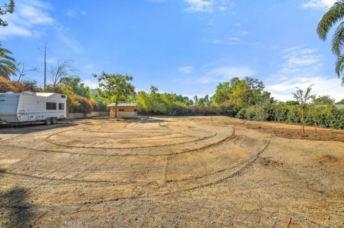 1236 Bradley St, Riverside CA 92506-5408 exterior