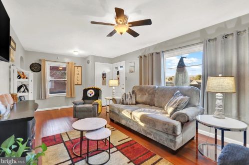 6203 Blue Bird Ave, Harrisburg, PA 17112-2312