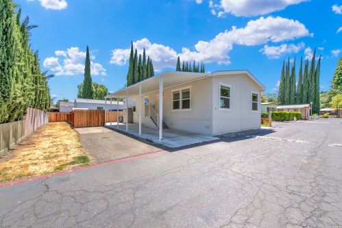 141 Sunset Cir, Vacaville, CA 95687-4066