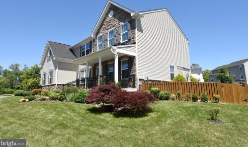 112 Eisentown Dr, Lovettsville, VA 20180-8549
