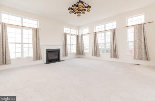 67 Barksdale Dr, Charles Town WV 25414-5616 exterior