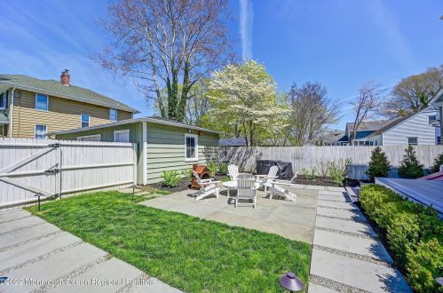 197 Hudson Ave, Tinton Falls NJ 07701-2140 exterior