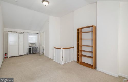 707 Earp St, Philadelphia, PA 19147-5722