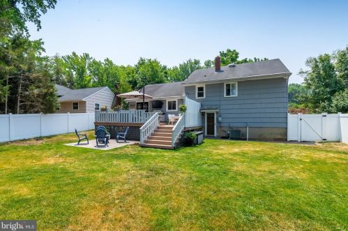 1205 Oakwood Rd, Haddonfield NJ 08033-3632 exterior