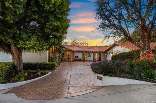 1451 Foothill Blvd, Santa Ana CA 92705-2511 exterior