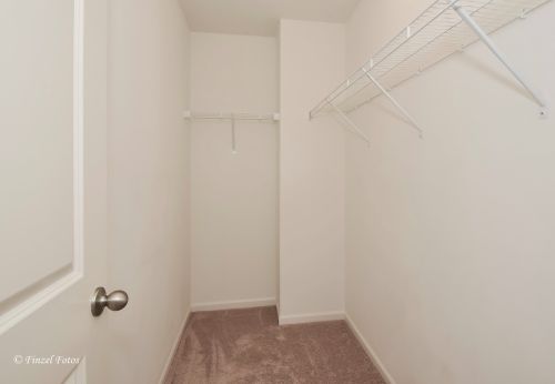 1108 Alta Vista Dr, Pingree Grove IL  60140-2058 exterior