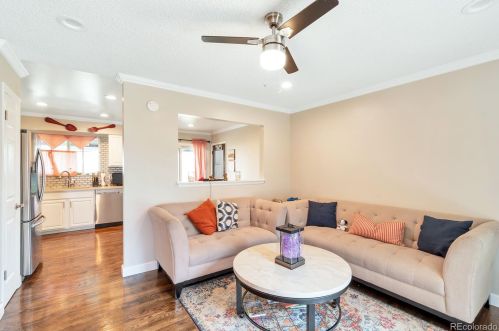 1674 Quintero Way, Aurora, CO 80017-5223