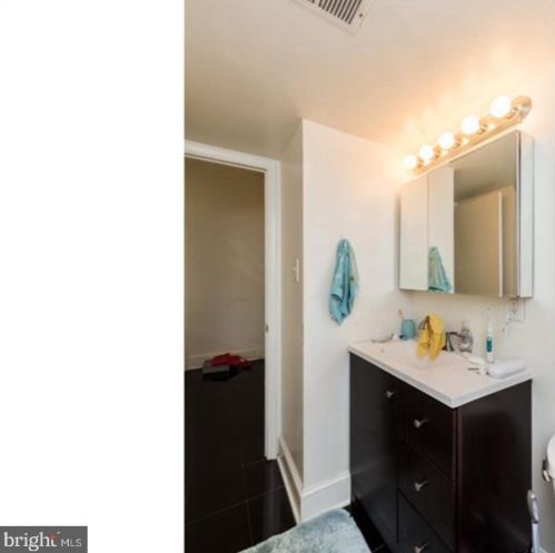 1138 4 St, Philadelphia PA 19140-2416 exterior