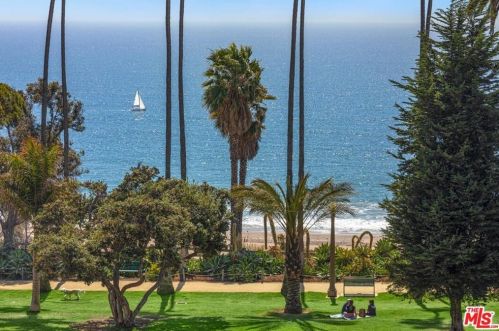 515 Ocean Ave, Santa Monica CA  90402-2609 exterior