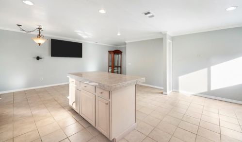 7087 Canevalley Cir, Citrus Heights CA  95621-0252 exterior