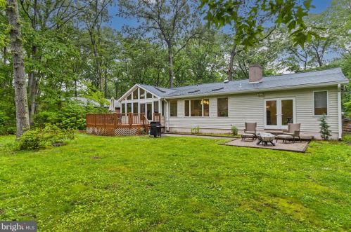 414 Ben Oaks Dr, Severna Park MD 21146-2207 exterior