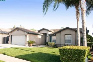 1199 Richard Smith Ave, Tulare, CA 93274-8031