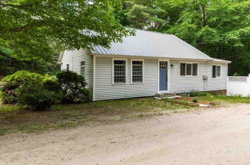 220 Colby Crossing Rd, Henniker, NH 03242-3589