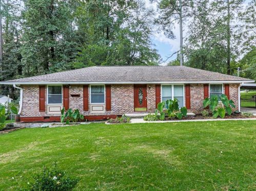 3334 Chisholm Trl, Marietta, GA 30060-6185