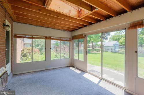 54 Sunrise Ave, Lancaster PA  17601-3942 exterior