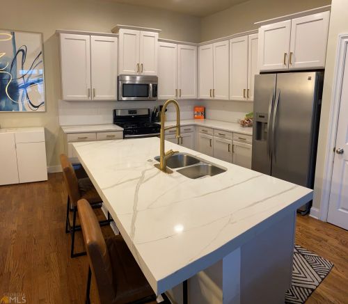 1648 Habershal Rd, Atlanta GA  30318-4041 exterior